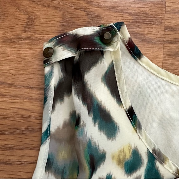 Maurice’s Womens Plus Size 2 Tank Sleeveless Top Tribal Lightweight White EUC - Picture 10 of 12